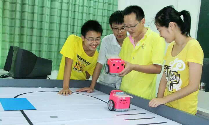 浙江民盟--金子情怀 松树风骨_